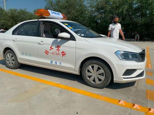 爆料练车视频,揭秘驾校学员真实练车过程  第2张